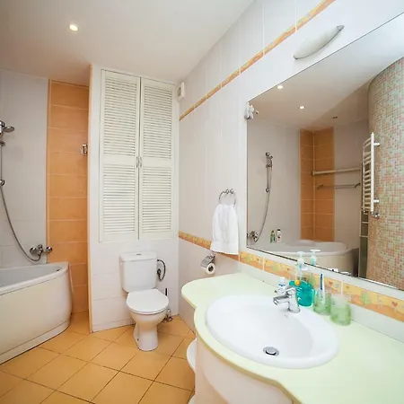 Апартаменти City Oasis - Surganova 88 Мінськ